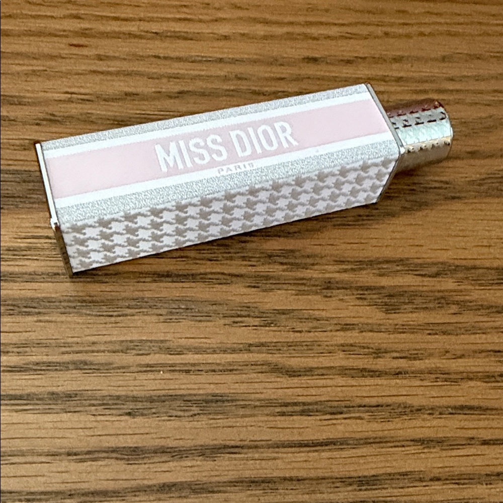 Miss Dior Mini Miss Eau de Parfum Solid Perfume - Picture 6 of 6